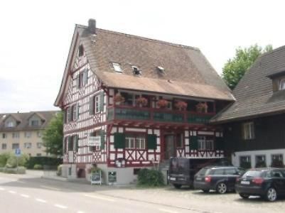 Hotel Restaurant Pizzeria Rotes Haus Munsterlingen ภายนอก รูปภาพ