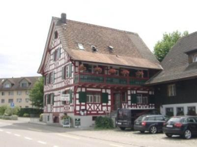 Hotel Restaurant Pizzeria Rotes Haus Munsterlingen ภายนอก รูปภาพ