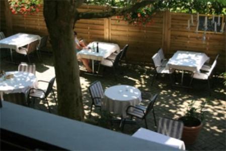Hotel Restaurant Pizzeria Rotes Haus Munsterlingen ภายนอก รูปภาพ
