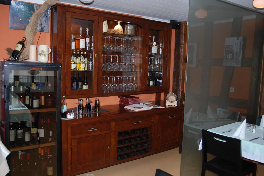 Hotel Restaurant Pizzeria Rotes Haus Munsterlingen ภายนอก รูปภาพ